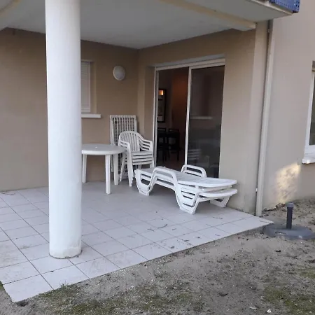 Apartment Studio Calme Avec Jardin, Piscine Et Parking, - Fr-1-648-124 Soulac-sur-Mer